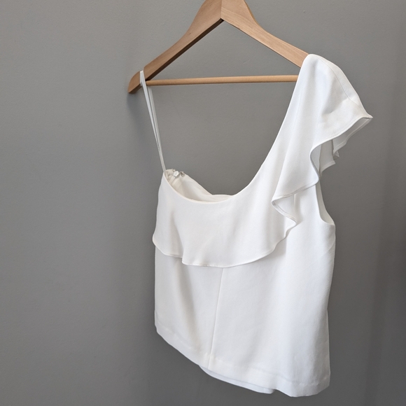 Club Monaco One-Shoulder White Ruffle Cropped Top 00 - Picture 3 of 7